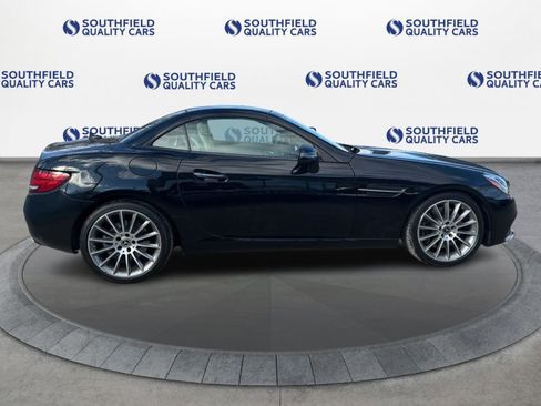 Used 2020 Mercedes-Benz SLC 300 w/ Premium Package image 8