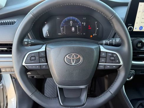 Used 2026 Toyota Grand Highlander FWD image 16