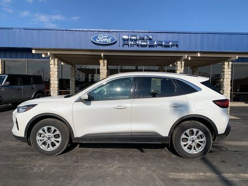 Used 2023 Ford Escape Active w/ Tech Pack #2 image 6