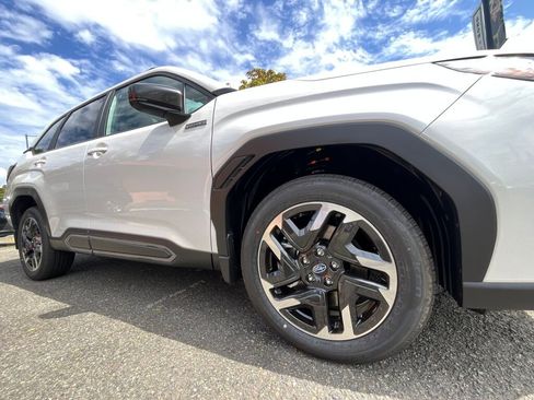 New 2025 Subaru Forester Limited image 11