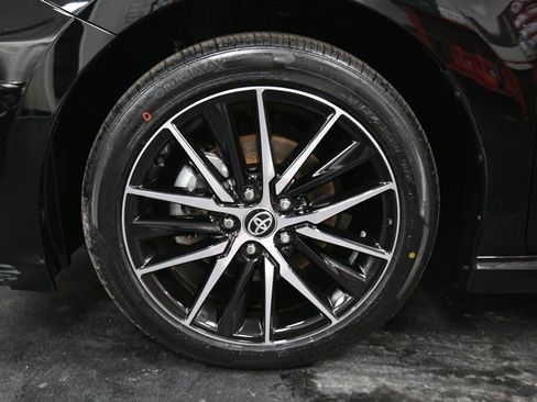 Certified 2024 Toyota Camry SE image 31