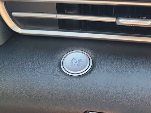Certified 2026 Hyundai Elantra Hybrid FWD image 10