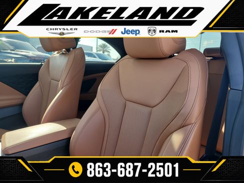 Used 2023 BMW 230i Coupe w/ Convenience Package RWD image 15