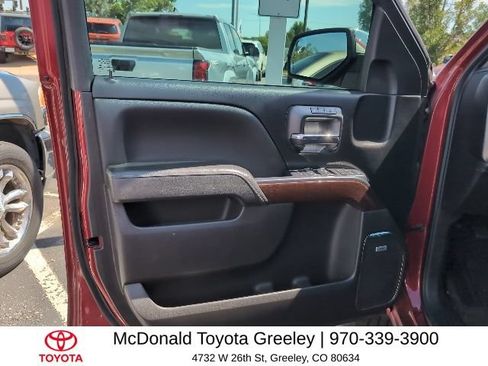 Used 2018 GMC Sierra 1500 SLT AWD/4WD image 8