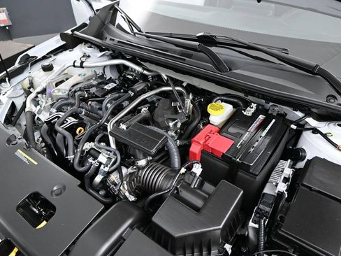 Used 2025 Nissan Sentra S FWD image 19