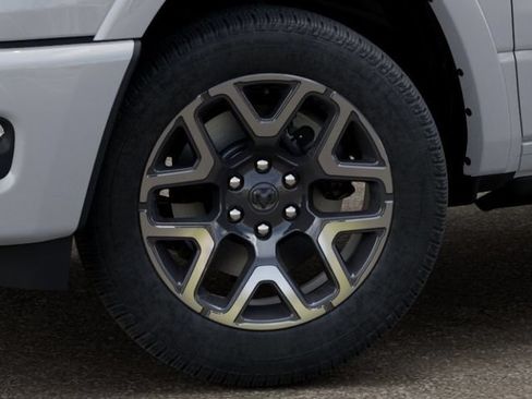 Used 2026 RAM 1500 Laramie AWD/4WD image 8