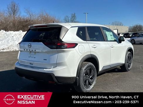 New 2026 Nissan Rogue SV w/ Cold Weather Package image 4