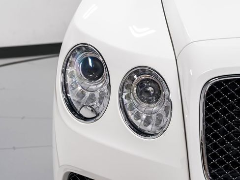 Used 2018 Bentley Flying Spur S V8 image 40
