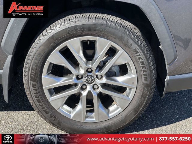 Used 2023 Toyota RAV4 XLE Premium AWD/4WD image 11