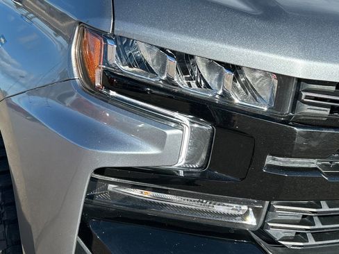 Used 2021 Chevrolet Silverado 1500 LT Trail Boss w/ Convenience Package II image 32