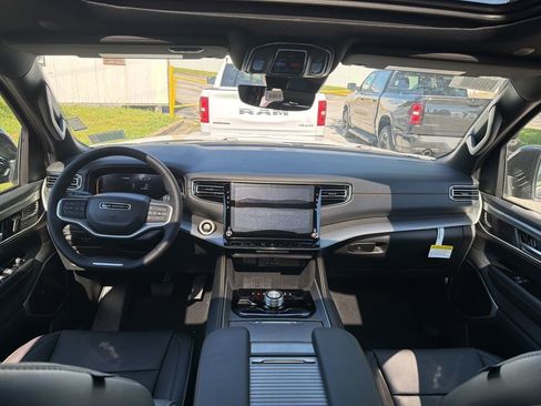 New 2026 Jeep Grand Wagoneer L 4WD image 5