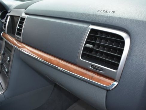 Used 2010 Lincoln MKZ FWD image 13