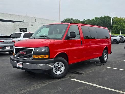 New 2026 GMC Savana 3500 LT w/ LT Preferred Equipment Group RWD image 2