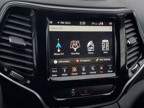 Used 2019 Jeep Cherokee High Altitude image 18