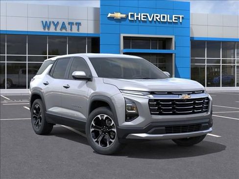 New 2026 Chevrolet Equinox LT w/ Convenience Package II image 8