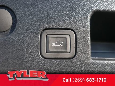 New 2026 Chevrolet Equinox LT w/ Convenience Package II image 19