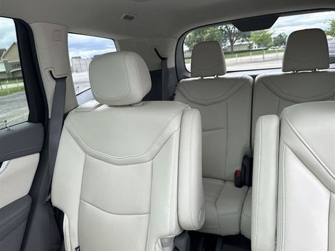 Certified 2023 Cadillac XT6 Premium Luxury AWD/4WD image 27
