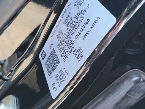 Used 2024 Chevrolet Colorado Trail Boss w/ Advanced Trailering Package AWD/4WD image 33