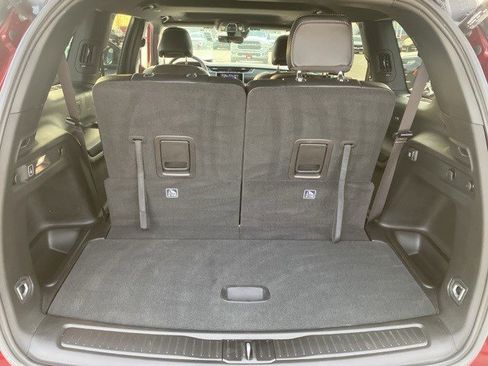 Used 2025 Jeep Grand Cherokee L Altitude image 25