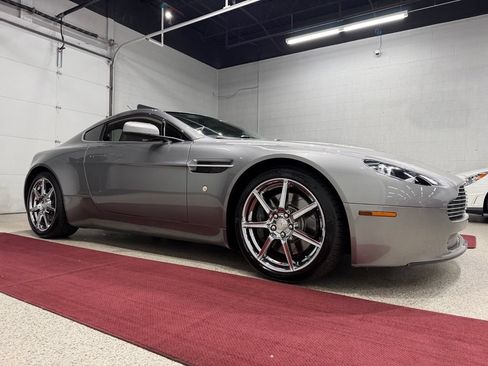 Used 2007 Aston Martin V8 Vantage Coupe RWD image 17