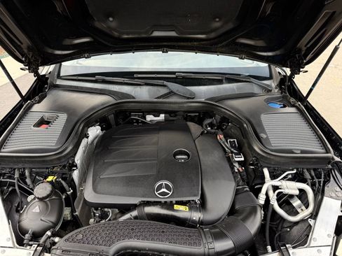 Used 2020 Mercedes-Benz GLC 300 4MATIC w/ Driver Assistance Package image 51