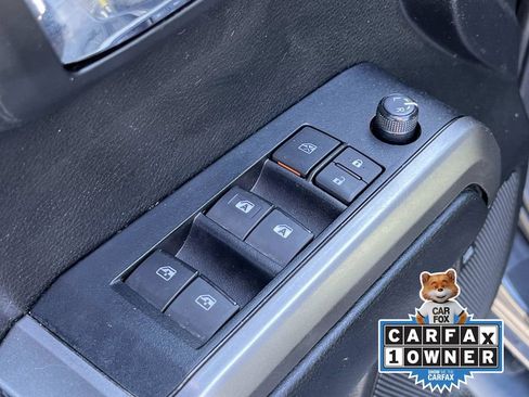 Used 2022 Toyota Tacoma Limited image 25