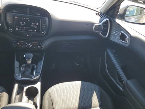 Used 2024 Kia Soul LX w/ Option Group 015 image 26