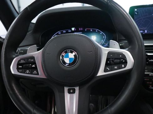 Used 2022 BMW M550i xDrive w/ Executive Package AWD/4WD image 25