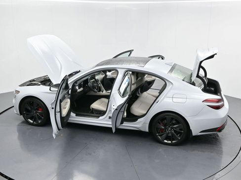 Used 2022 Genesis G70 3.3T w/ Sport Prestige Package image 44