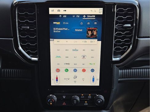 New 2025 Ford Ranger XLT w/ Black Appearance Package image 10