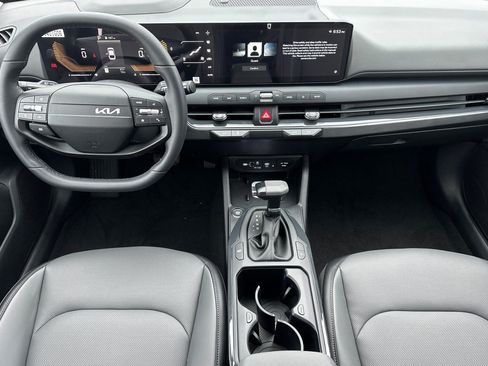 New 2026 Kia K4 EX image 13