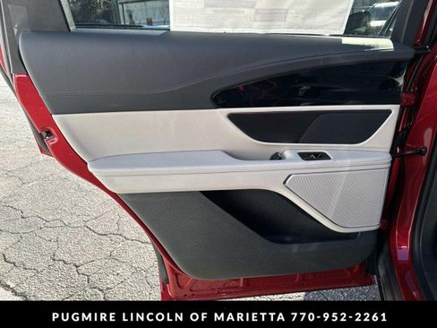 New 2026 Lincoln Nautilus Premier image 23