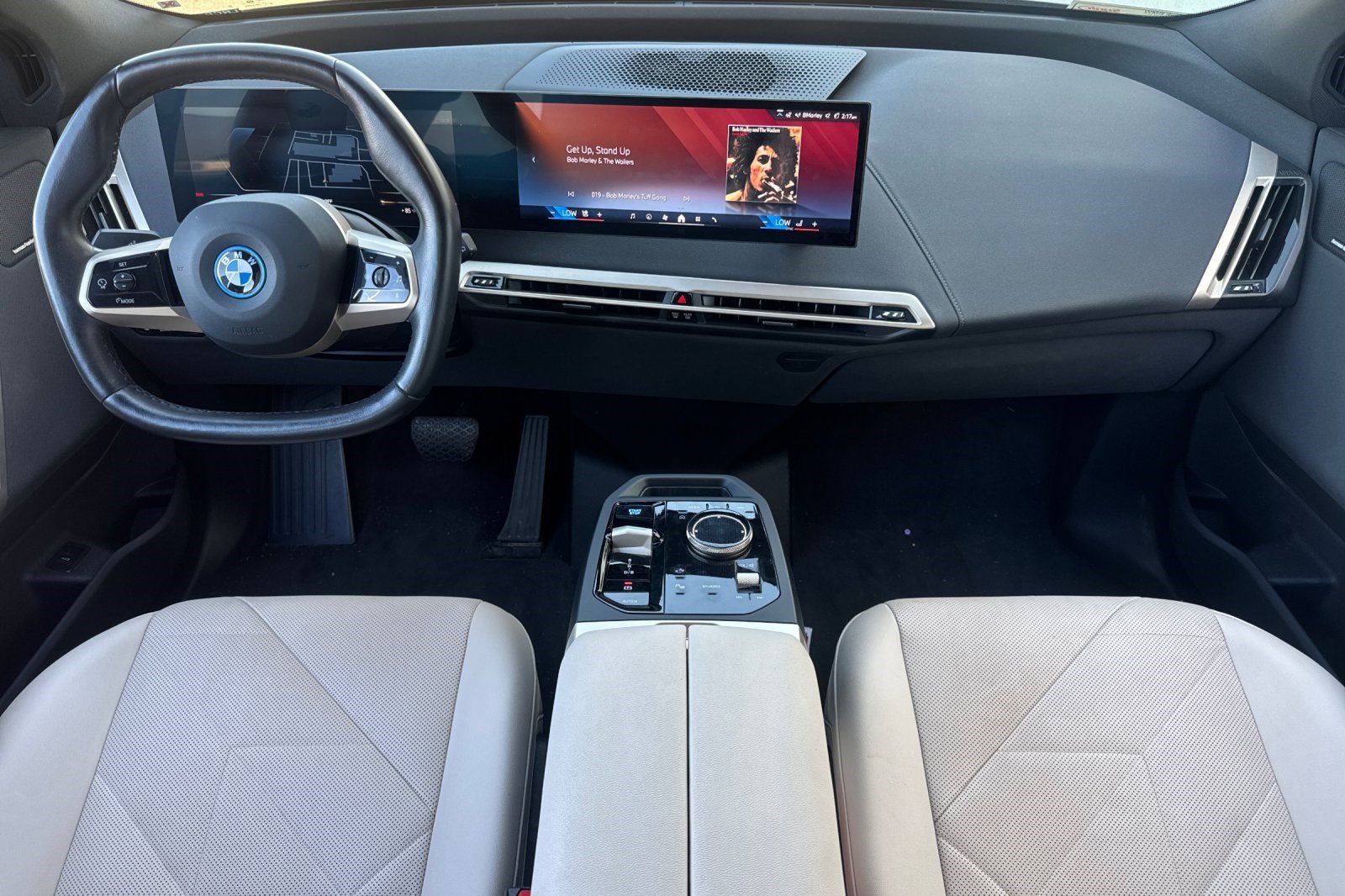 Certified 2024 BMW iX xDrive50 w/ Convenience Package AWD/4WD image 15