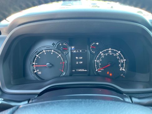 Used 2020 Toyota 4Runner SR5 Premium RWD image 4