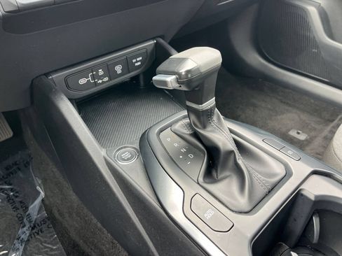 Used 2025 Kia K4 FWD image 41