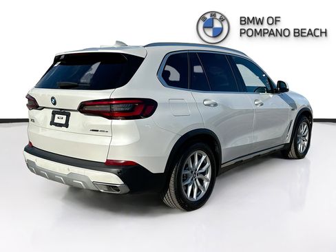 Used 2023 BMW X5 xDrive45e w/ Executive Package image 7