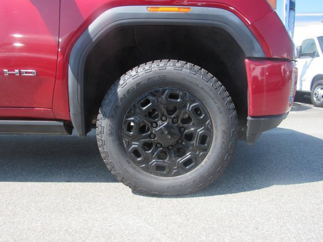 Certified 2022 GMC Sierra 3500 AT4 w/ AT4 Preferred Package AWD/4WD image 7