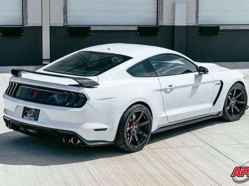 Used 2017 Ford Mustang Shelby GT350R w/ GT350R Equipment Group 920A RWD image 55