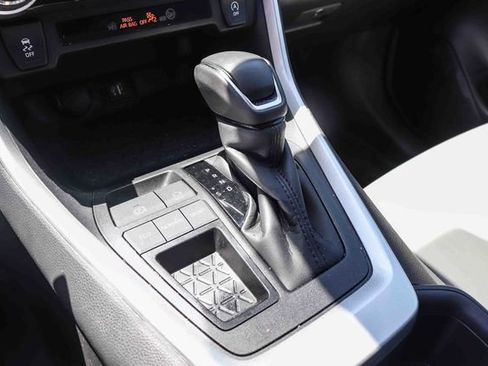 Used 2025 Toyota RAV4 XLE Premium FWD image 19