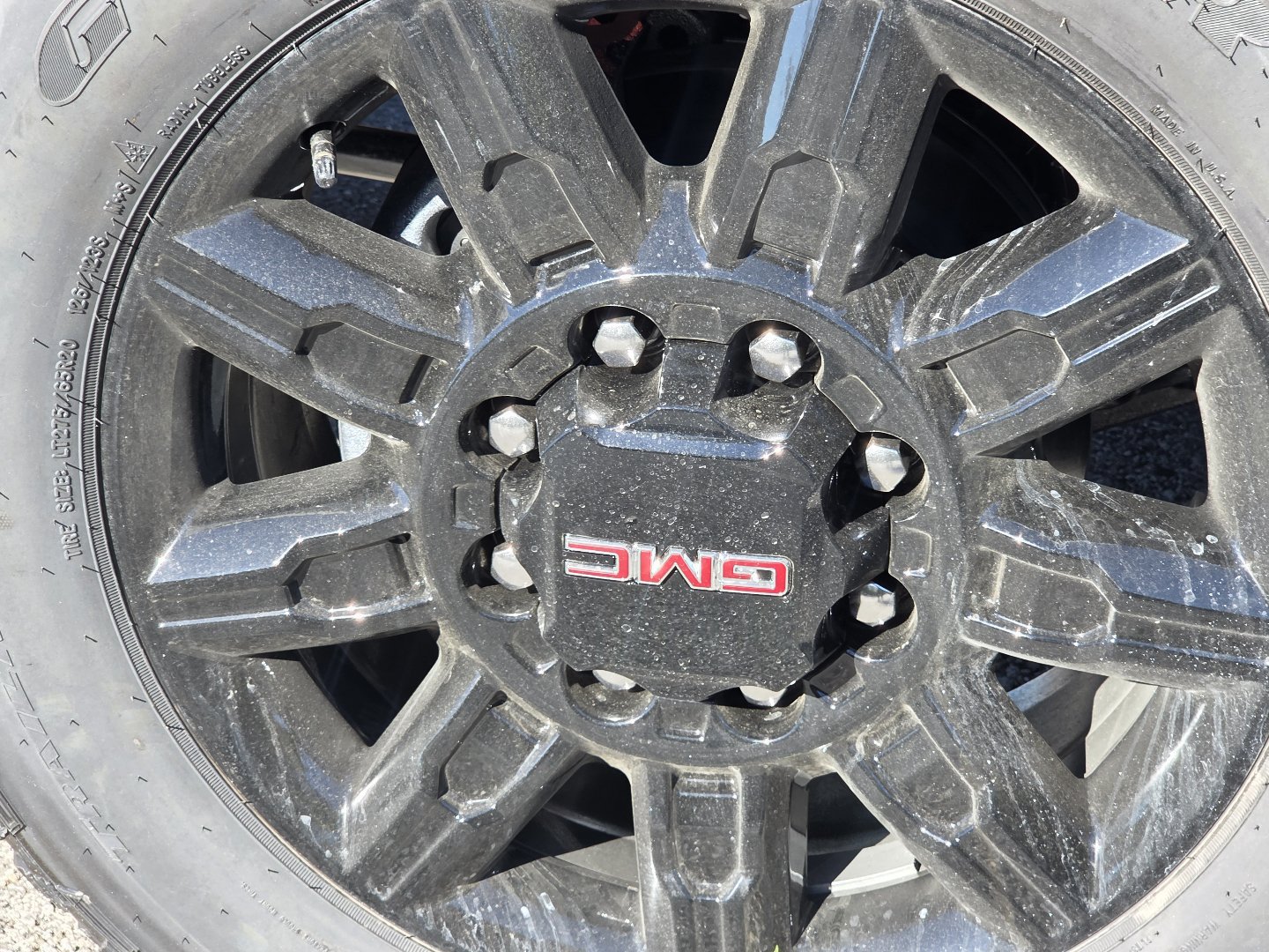 New 2026 GMC Sierra 2500 AT4 w/ Technology Package AWD/4WD image 10