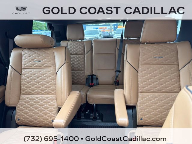 Certified 2024 Cadillac Escalade Sport w/ LPO, ONYX Package AWD/4WD image 23