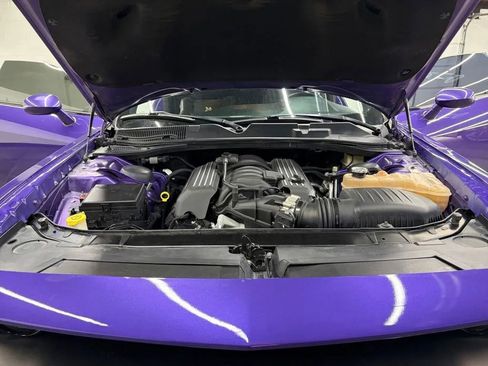 Used 2016 Dodge Challenger R/T Scat Pack w/ Leather Interior Group RWD image 20