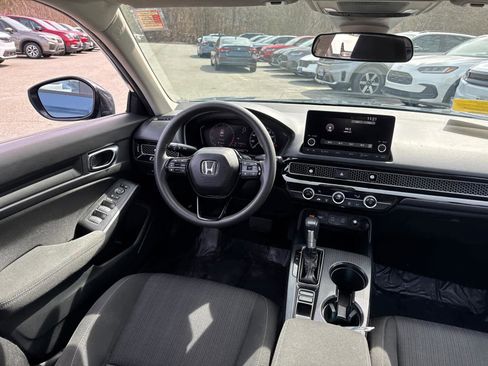 Used 2025 Honda Civic LX image 31
