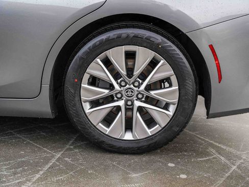 Used 2022 Toyota Mirai XLE image 8