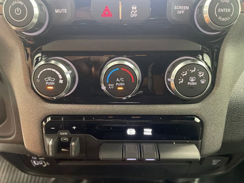 New 2025 RAM 2500 Tradesman w/ Chrome Appearance Group image 16