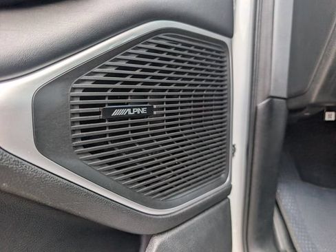 Used 2024 Jeep Wagoneer L Series II RWD image 20