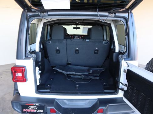 Used 2021 Jeep Wrangler Unlimited Rubicon w/ Safety Group image 45