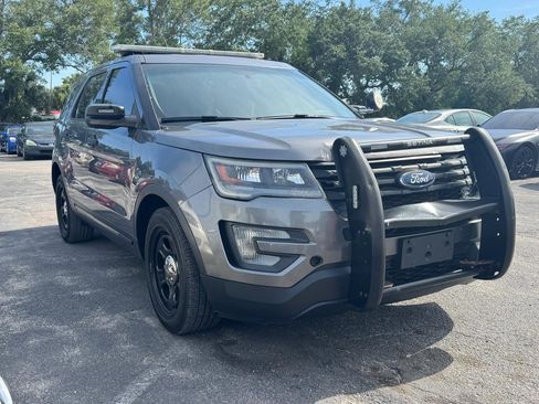 Used 2017 Ford Explorer 4WD Police Interceptor image 4