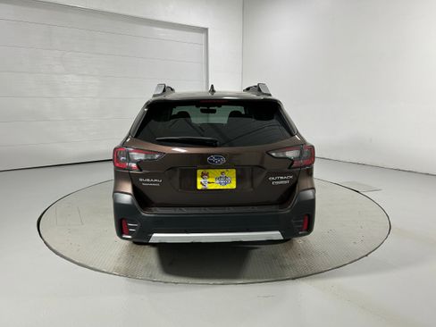 Used 2020 Subaru Outback Touring AWD/4WD image 34