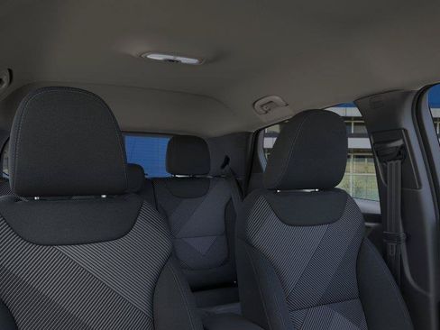 New 2027 Chevrolet Bolt LT w/ Comfort Package FWD image 24